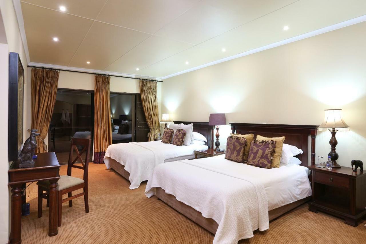 Shangri-La Manor (Adults Only) Hoekwil Екстериор снимка